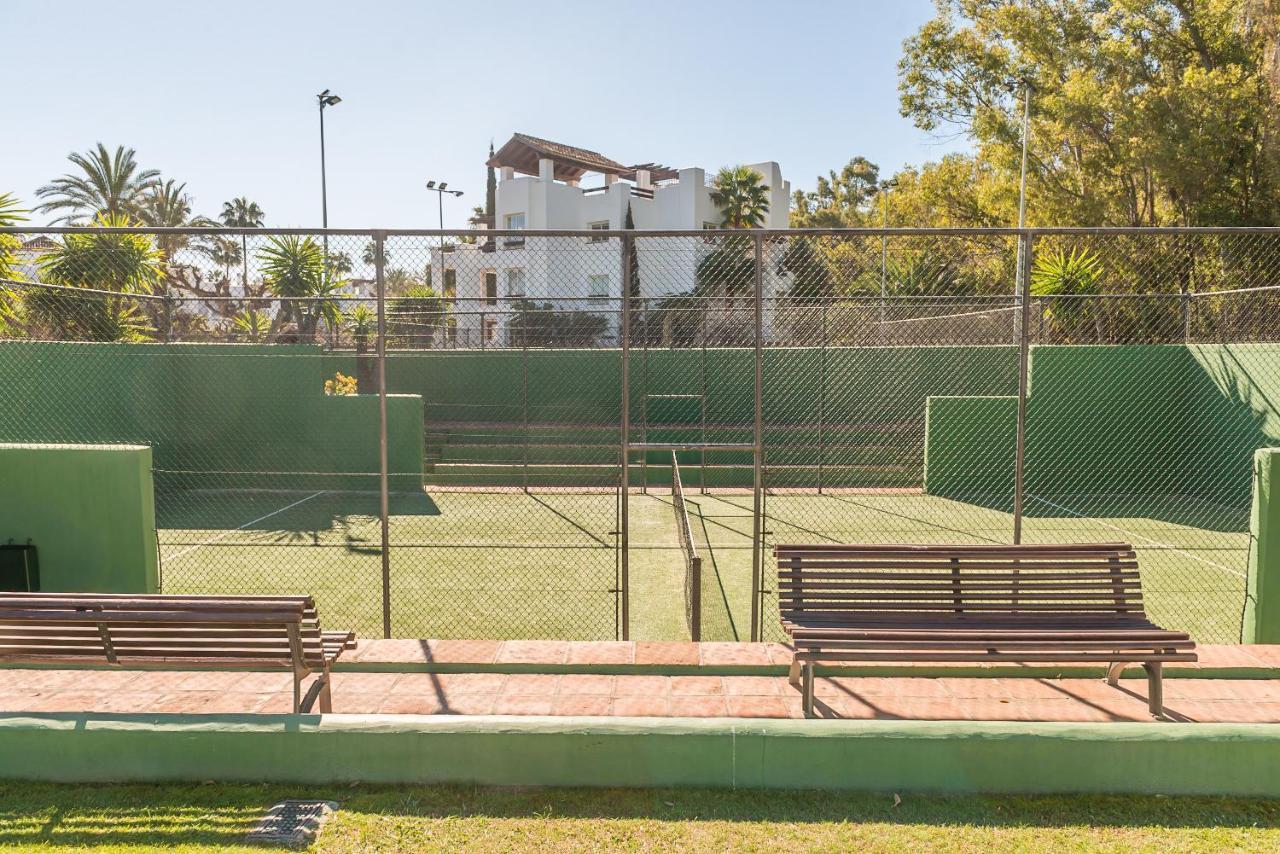 Alcazaba Beach Apartment Estepona Bagian luar foto