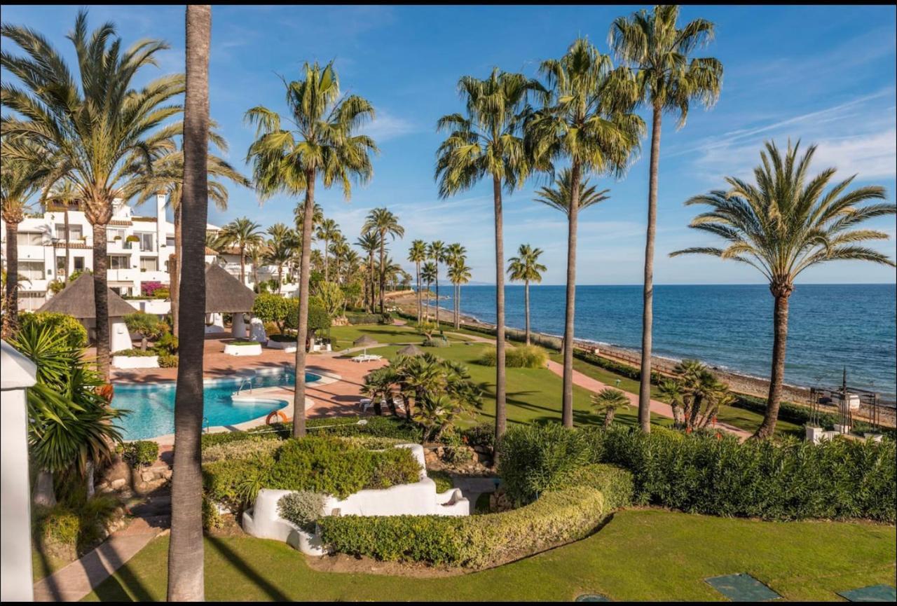 Alcazaba Beach Apartment Estepona Bagian luar foto